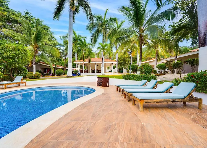 Walk To Beach! W/ Pool Access At Club Voca Apartment